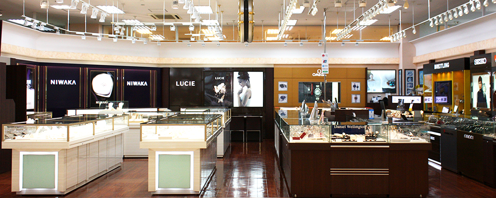 那覇メインプレイス店